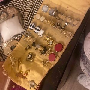 Vintage jewelry well Kept all for sale